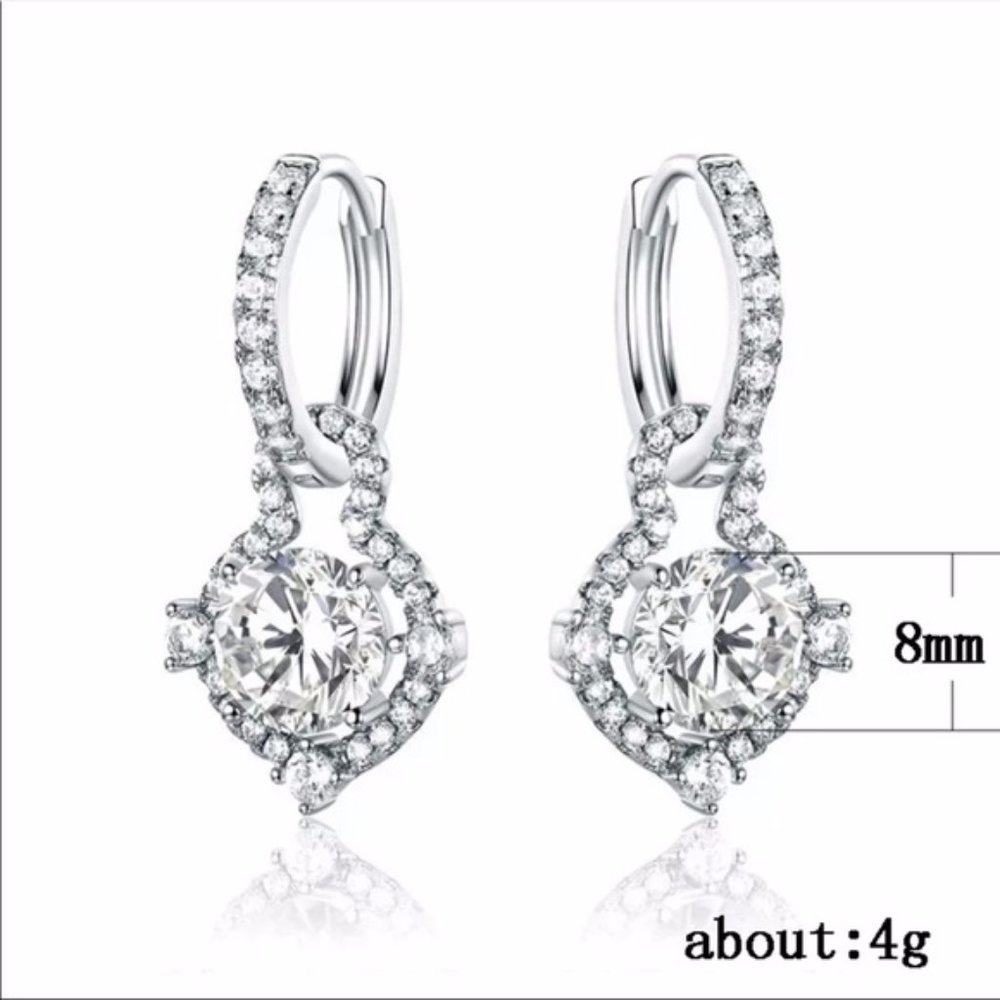 New Women"s Luxury Silver Plated Diamond  Earrings - Picture 4 of 4